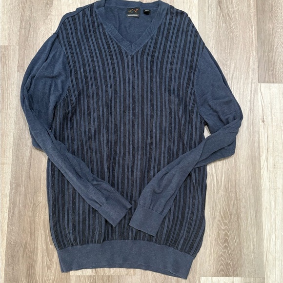 Greg Norman Collection Navy V-Neck Sweater - Picture 1 of 5